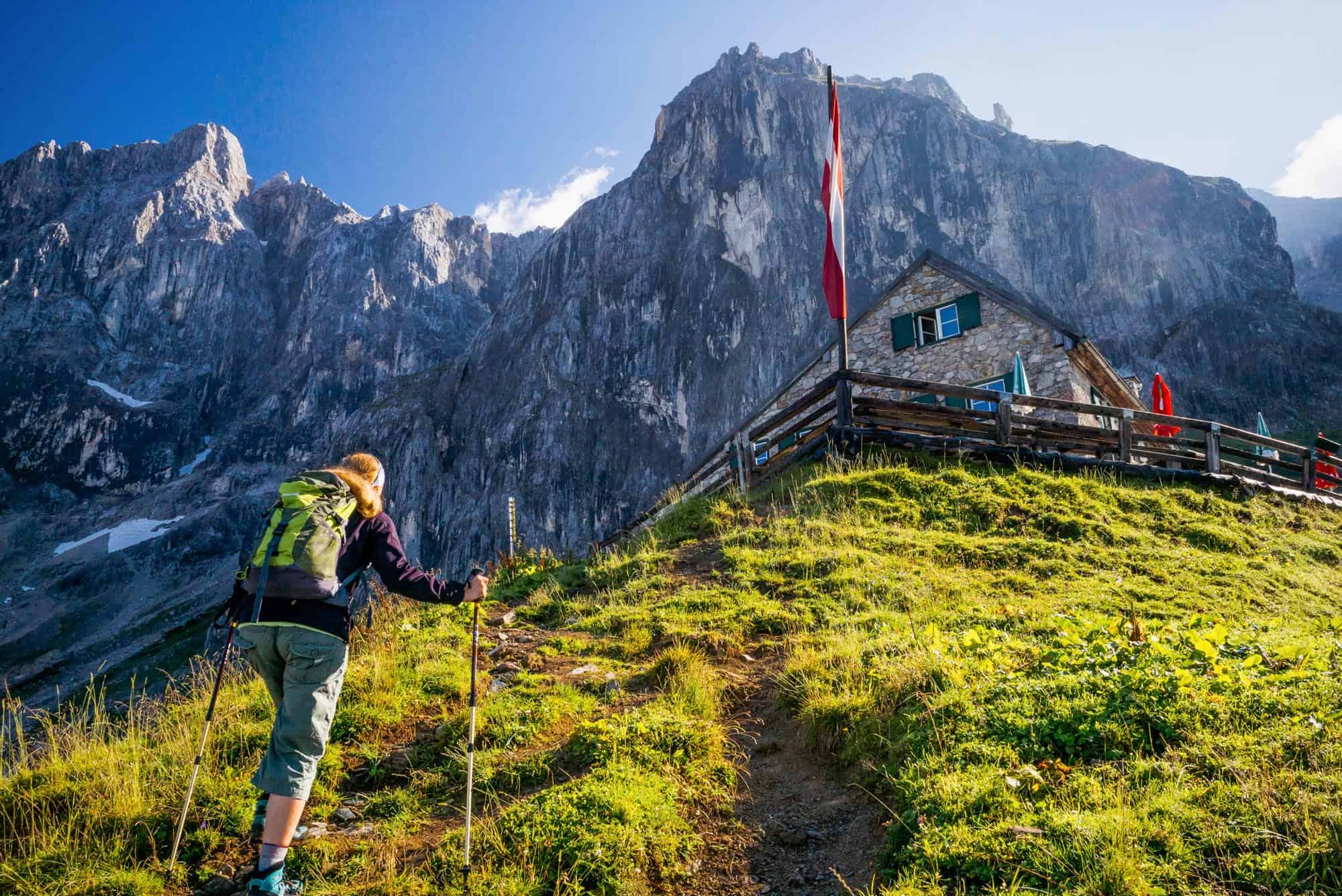 Trail Five huts path to Südwandhütte